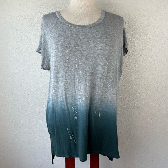 American Eagle Outfitters Tops - American Eagle Soft & Sexy Jegging T-Shirt Size XS EUC
